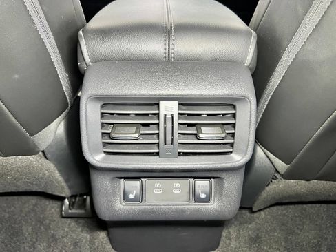 Used 2025 Nissan Murano Platinum w/ Cargo Package AWD/4WD image 23