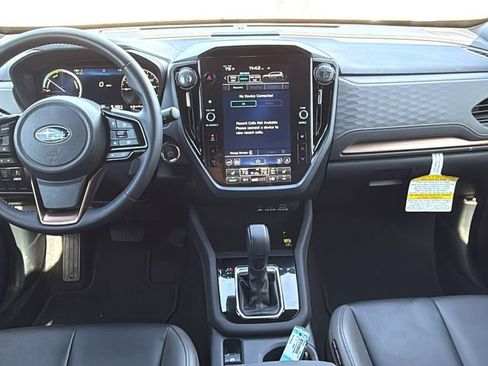 Used 2025 Subaru Forester Sport image 18