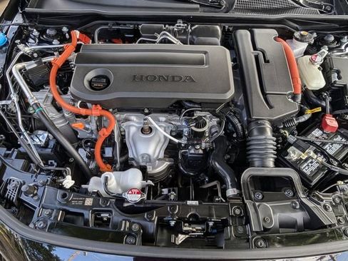 Used 2025 Honda Civic Sport image 34