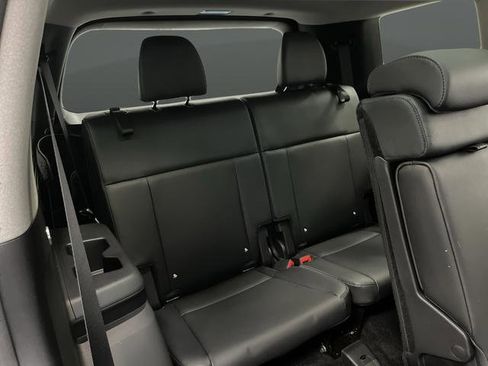 Used 2024 Hyundai Santa Fe Limited image 36