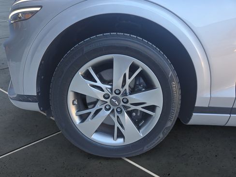 Used 2022 Genesis GV70 3.5T Sport w/ Cargo Package image 14