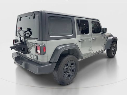 Used 2023 Jeep Wrangler Unlimited Sport AWD/4WD image 6
