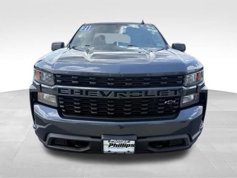 Used 2021 Chevrolet Silverado 1500 Custom w/ LPO, Dark Essentials Package AWD/4WD image 2
