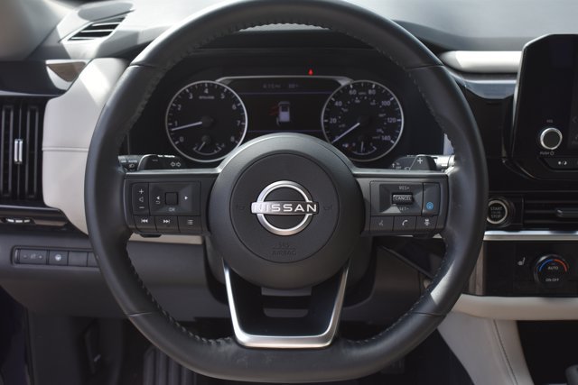 Used 2024 Nissan Pathfinder SV AWD/4WD image 20