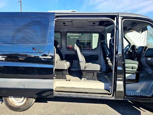 Used 2016 Mercedes-Benz Sprinter 2500 image 27