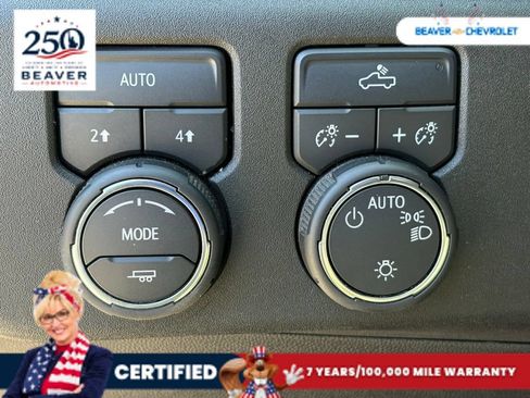 Used 2025 Chevrolet Silverado 1500 LT AWD/4WD image 31