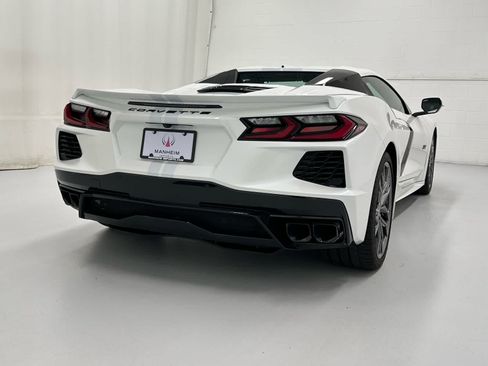 Used 2023 Chevrolet Corvette Stingray Premium Conv RWD image 13
