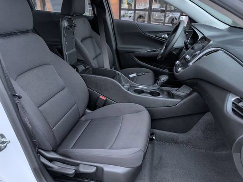 Used 2024 Chevrolet Malibu LS w/ Driver Confidence Package FWD image 30