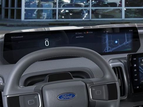 New 2025 Ford Expedition Active image 13