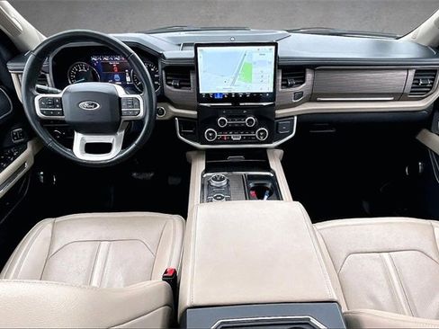Used 2024 Ford Expedition Limited image 14