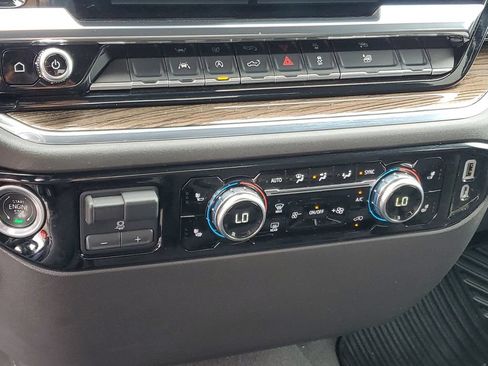 Certified 2025 GMC Sierra 1500 Elevation AWD/4WD image 21