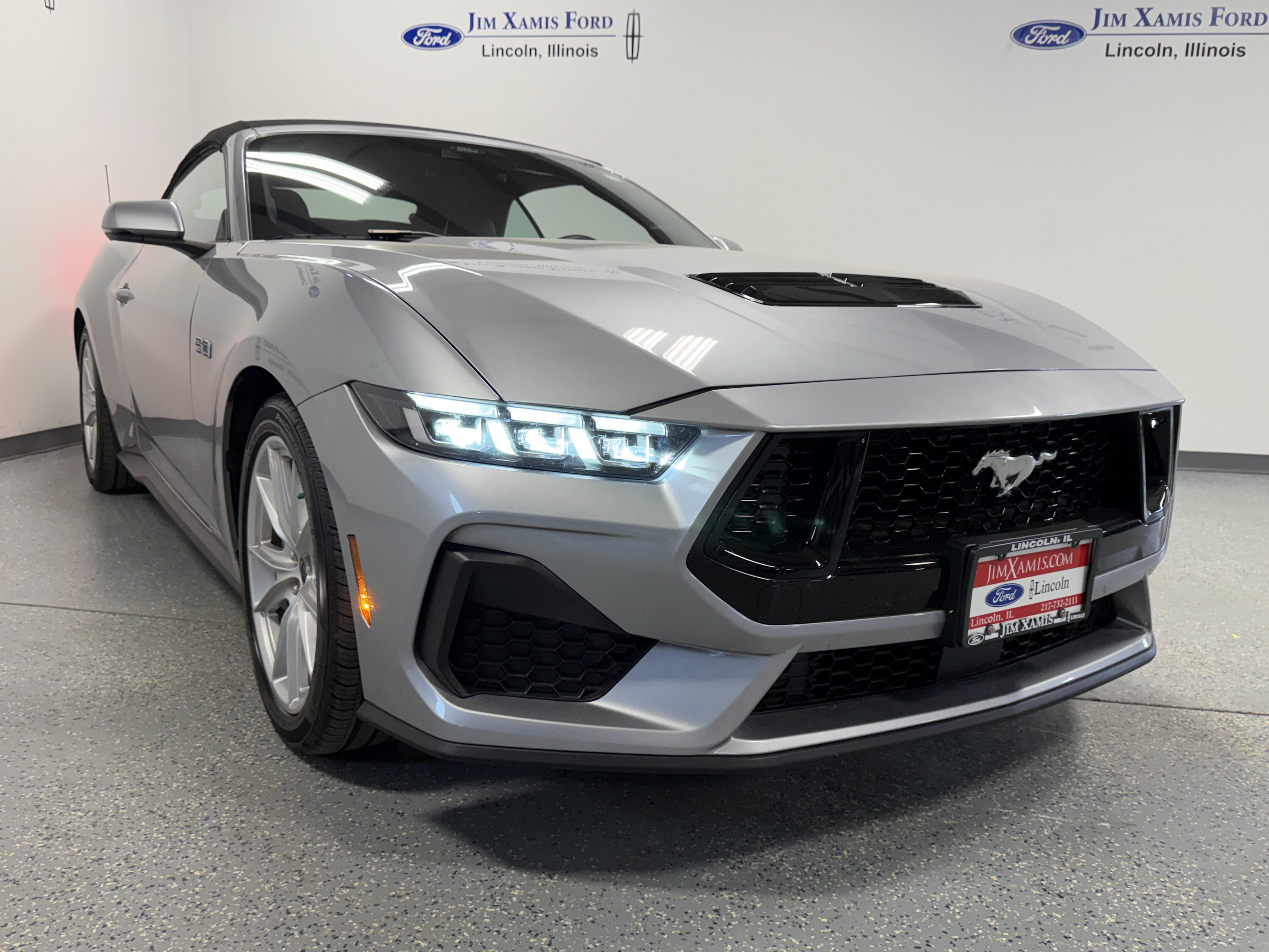 Used 2024 Ford Mustang GT Premium RWD image 32