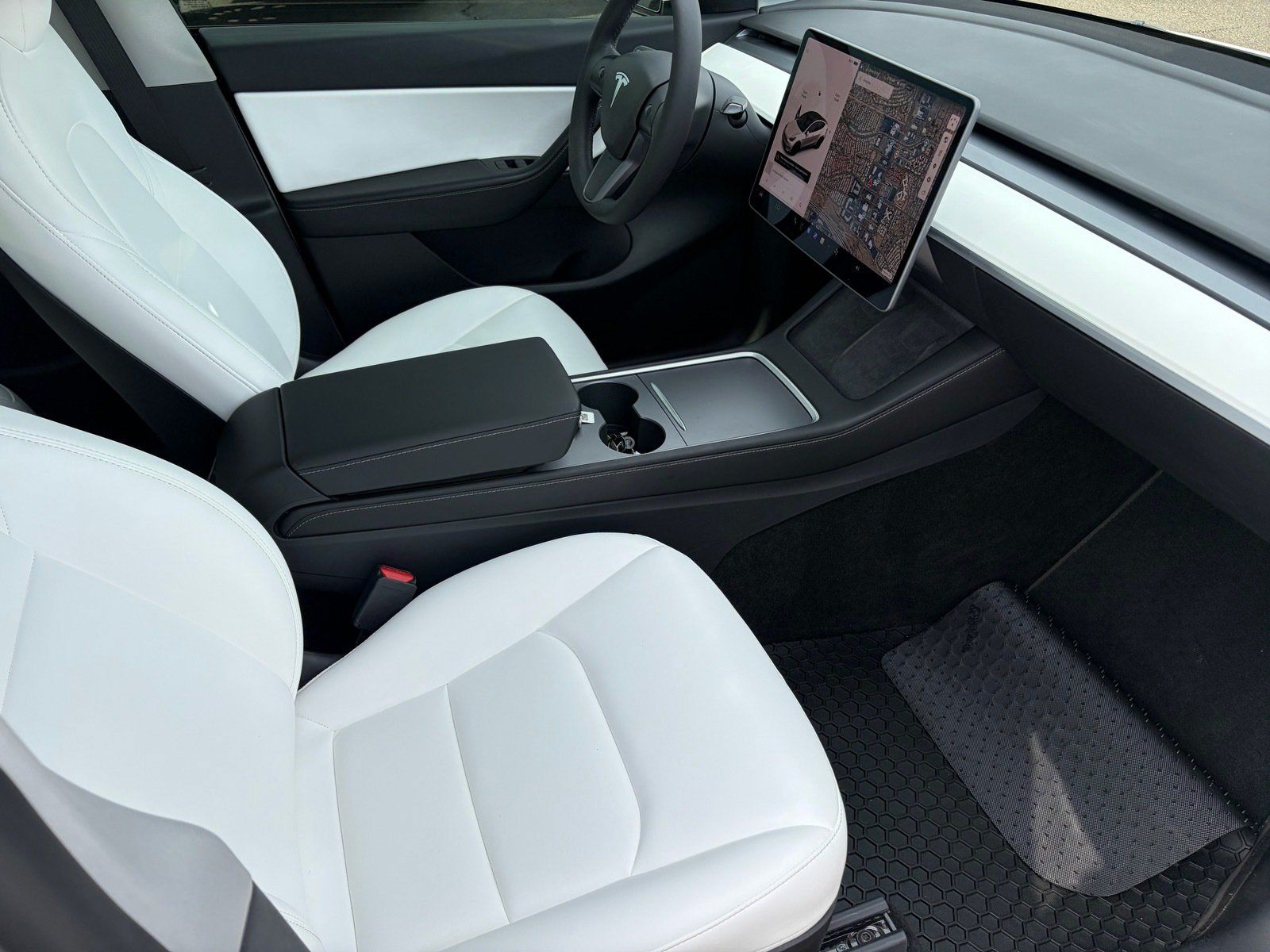Used 2021 Tesla Model Y Performance AWD/4WD image 30
