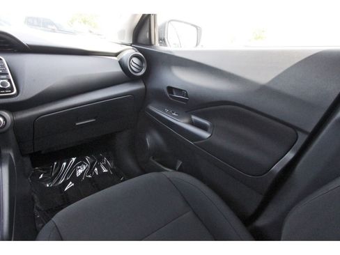 Certified 2025 Nissan Kicks Play S FWD image 14