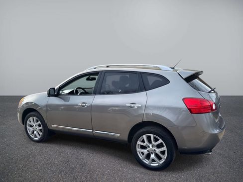 Used 2013 Nissan Rogue SL image 4