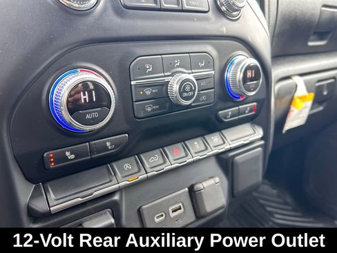 Used 2021 GMC Sierra 1500 Elevation image 28