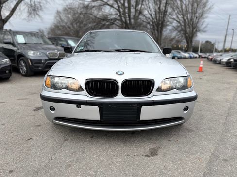 Used 2004 BMW 325i Sedan image 2