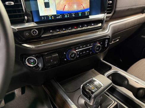 Used 2023 Chevrolet Silverado 1500 RST w/ Convenience Package II AWD/4WD image 80