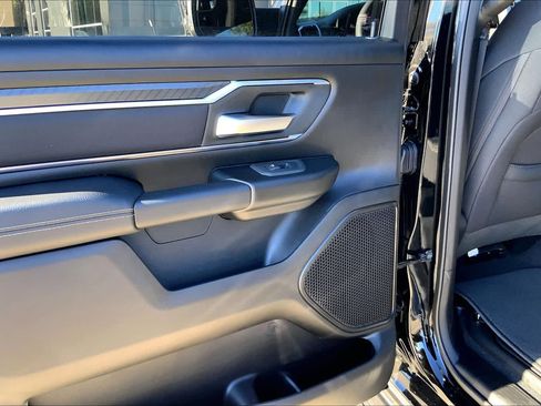 New 2026 RAM 1500 Big Horn AWD/4WD image 17