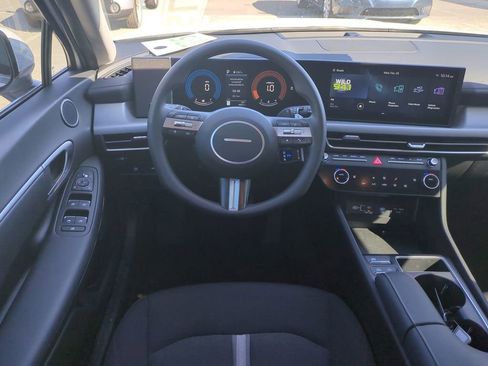 Used 2025 Hyundai Sonata SEL image 17