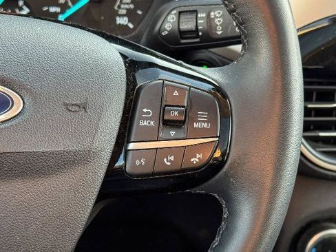 Certified 2022 Ford Escape SEL image 28