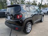 Certified 2023 Jeep Renegade Latitude image 3
