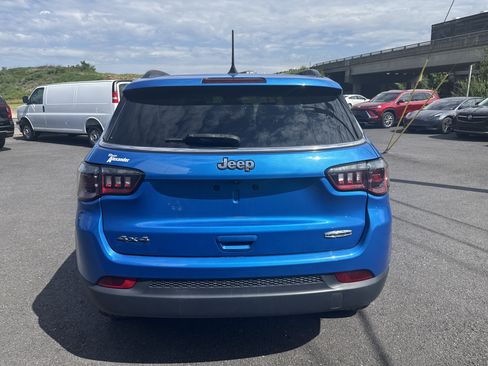 Used 2022 Jeep Compass Latitude AWD/4WD image 4