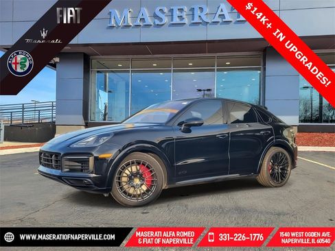 Used 2022 Porsche Cayenne GTS image 1