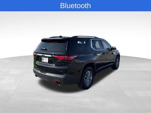 Used 2023 Chevrolet Traverse LT w/ Rear Camera Mirror Package AWD/4WD image 5