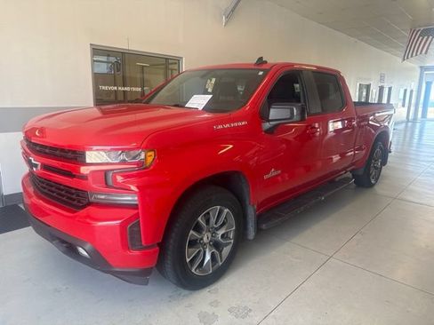 Used 2019 Chevrolet Silverado 1500 RST w/ True North Edition AWD/4WD image 2