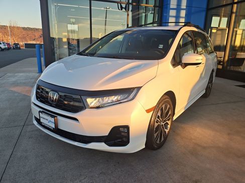 New 2026 Honda Odyssey Elite image 1