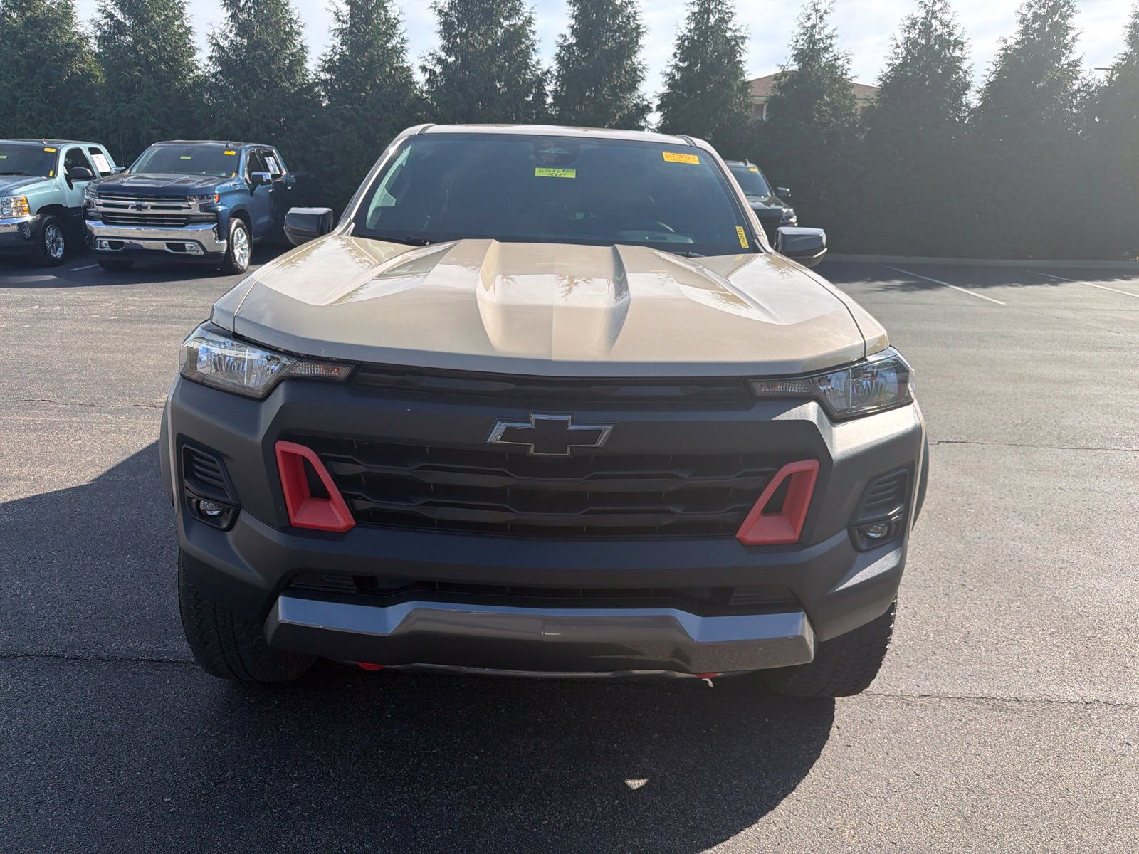 Used 2024 Chevrolet Colorado Trail Boss w/ LPO, Dark Essentials Package AWD/4WD image 8