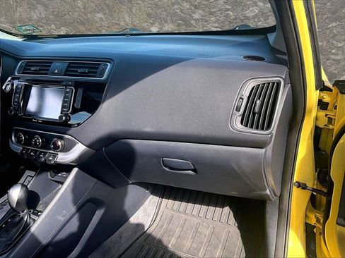 Used 2016 Kia Rio SX image 14