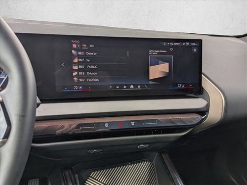 Used 2025 BMW X3 xDrive30i image 10