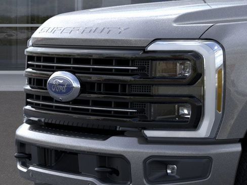 New 2026 Ford F250 Platinum image 17