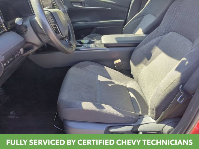 Used 2025 Toyota Camry LE FWD image 23