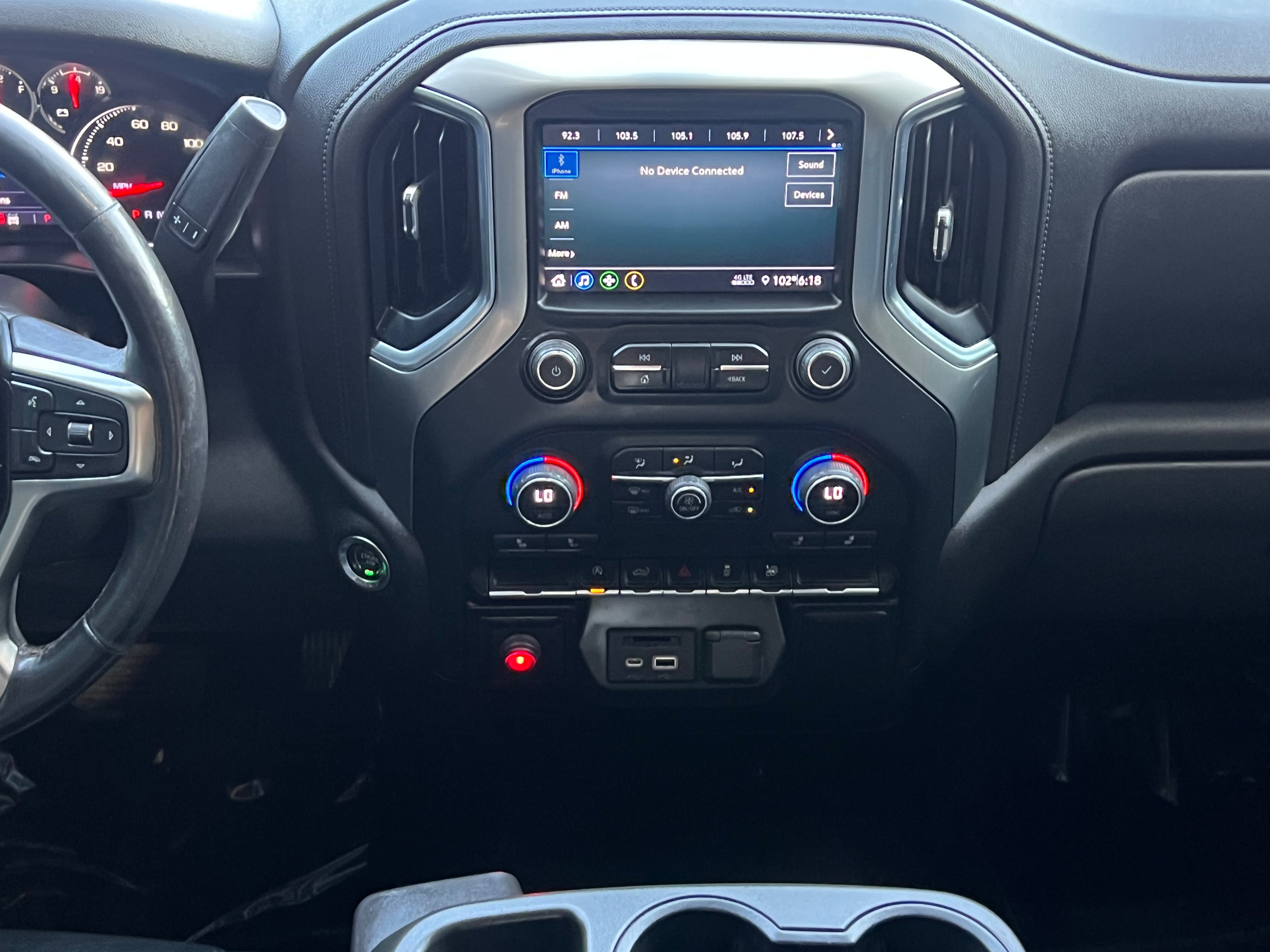 Used 2022 Chevrolet Silverado 1500 RST AWD/4WD image 23