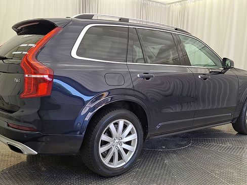 Used 2016 Volvo XC90 T6 Momentum AWD/4WD image 4