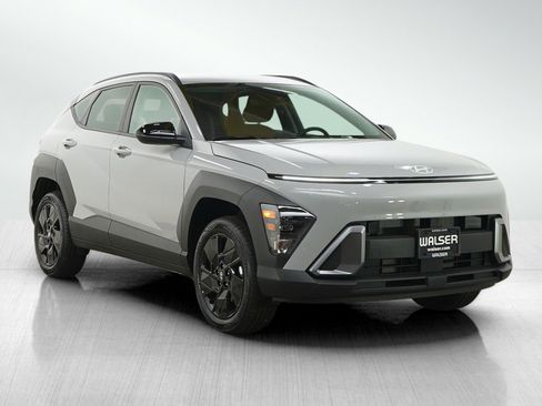 Used 2026 Hyundai Kona SEL Sport AWD/4WD image 7