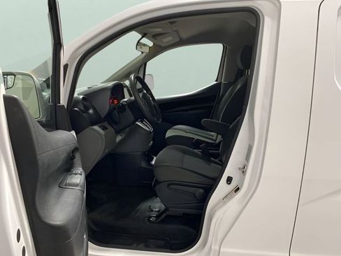 Used 2021 Nissan NV200 SV w/ Back Door Glass Package FWD image 11