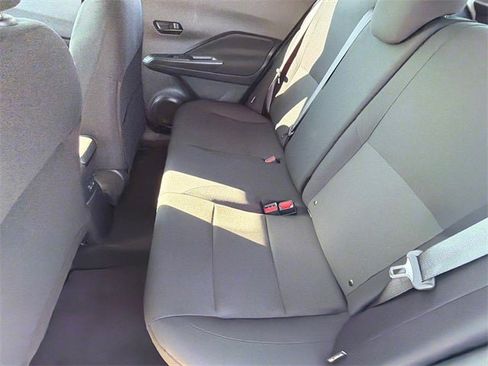 Used 2025 Nissan Kicks Play S image 17