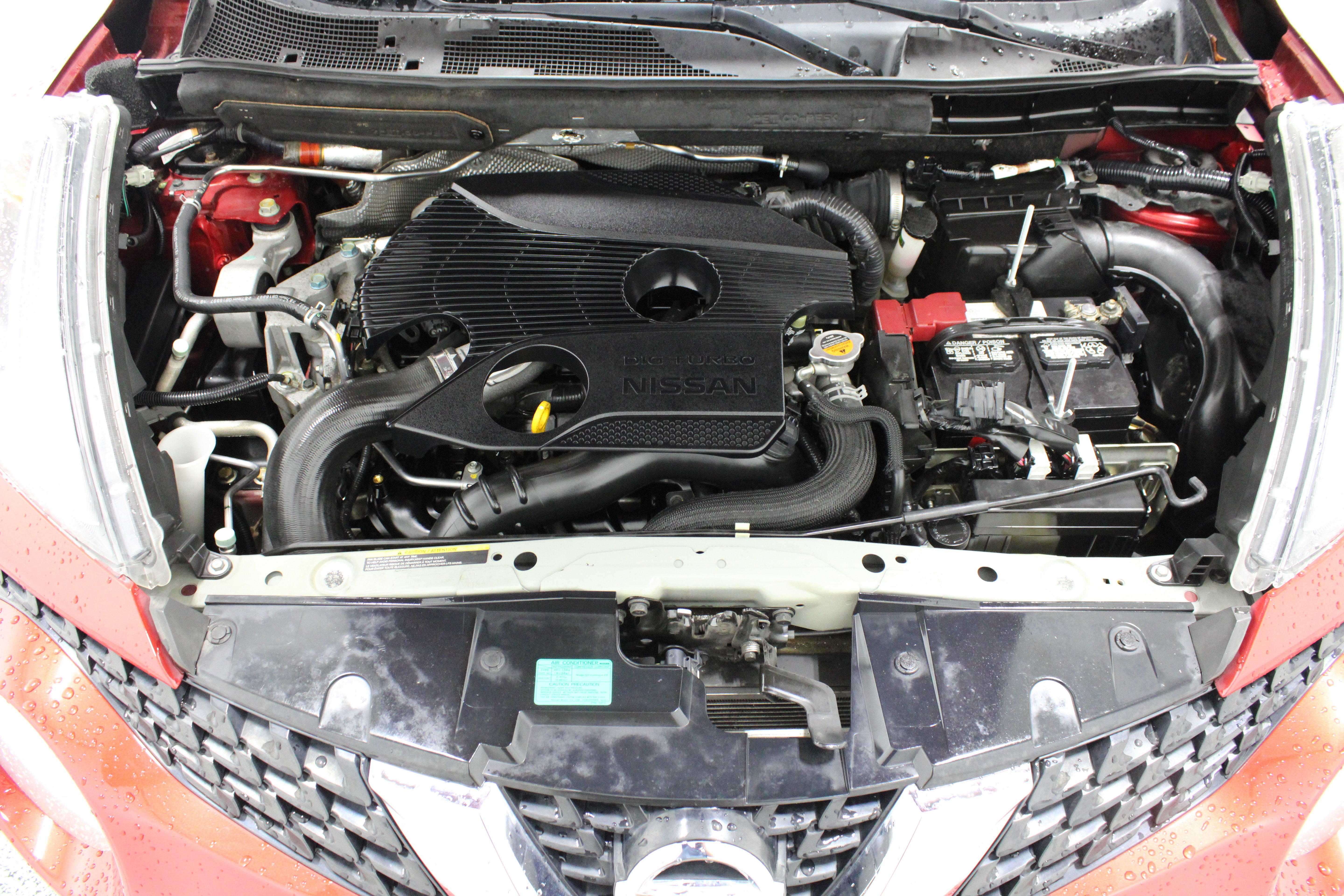 Used 2016 Nissan Juke SL FWD image 39