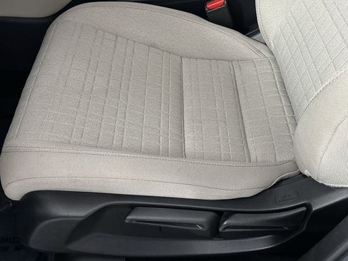 Used 2023 Honda HR-V LX image 12