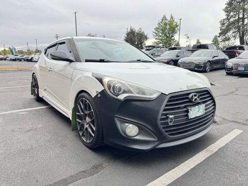 Used 2013 Hyundai Veloster Turbo FWD image 7
