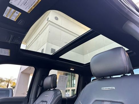 Certified 2022 Ford F250 Platinum w/ Tremor Off-Road Package image 2