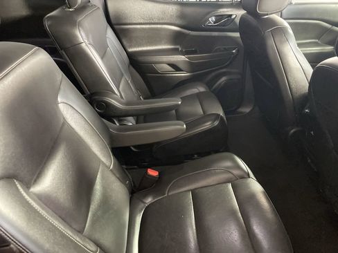 Used 2017 GMC Acadia SLT image 24