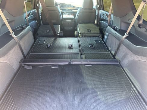 Used 2023 Cadillac Escalade ESV Premium Luxury image 49