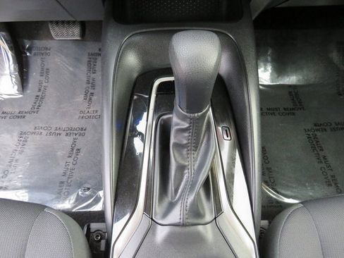 Certified 2023 Toyota Corolla LE image 23