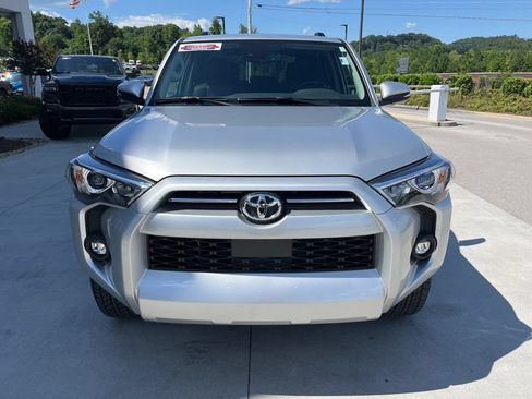 Used 2022 Toyota 4Runner SR5 Premium RWD image 30