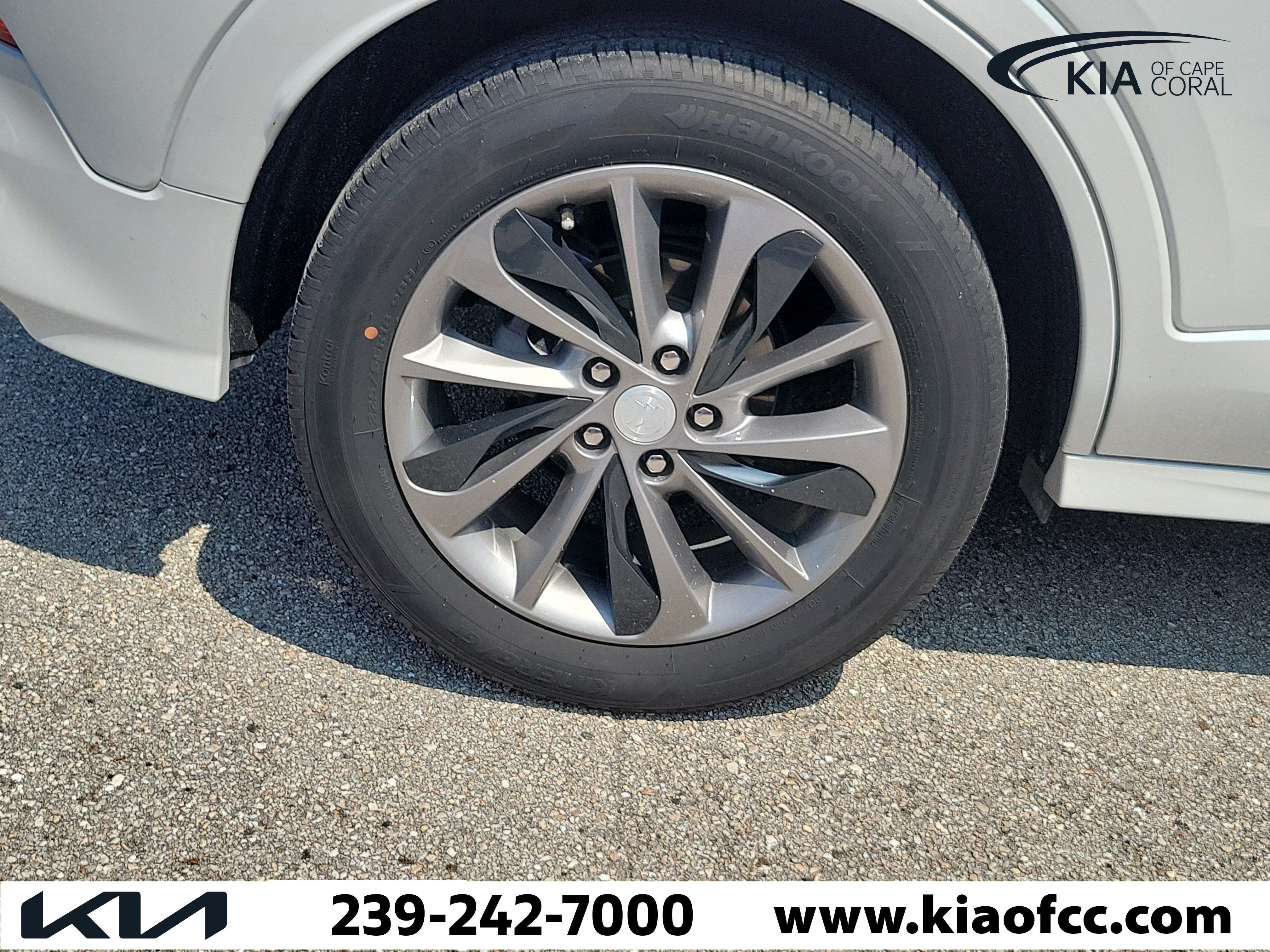 Used 2021 Buick Encore GX Preferred w/ Sport Touring Package FWD image 7